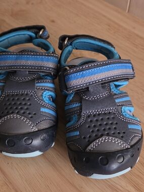 Kids Gray and Blue Adjustable Closed-Toe Sandals